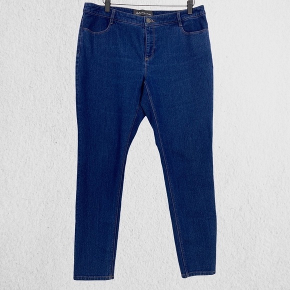 Reitmans Jeans Medium Wash 10 Petite - Picture 1 of 8